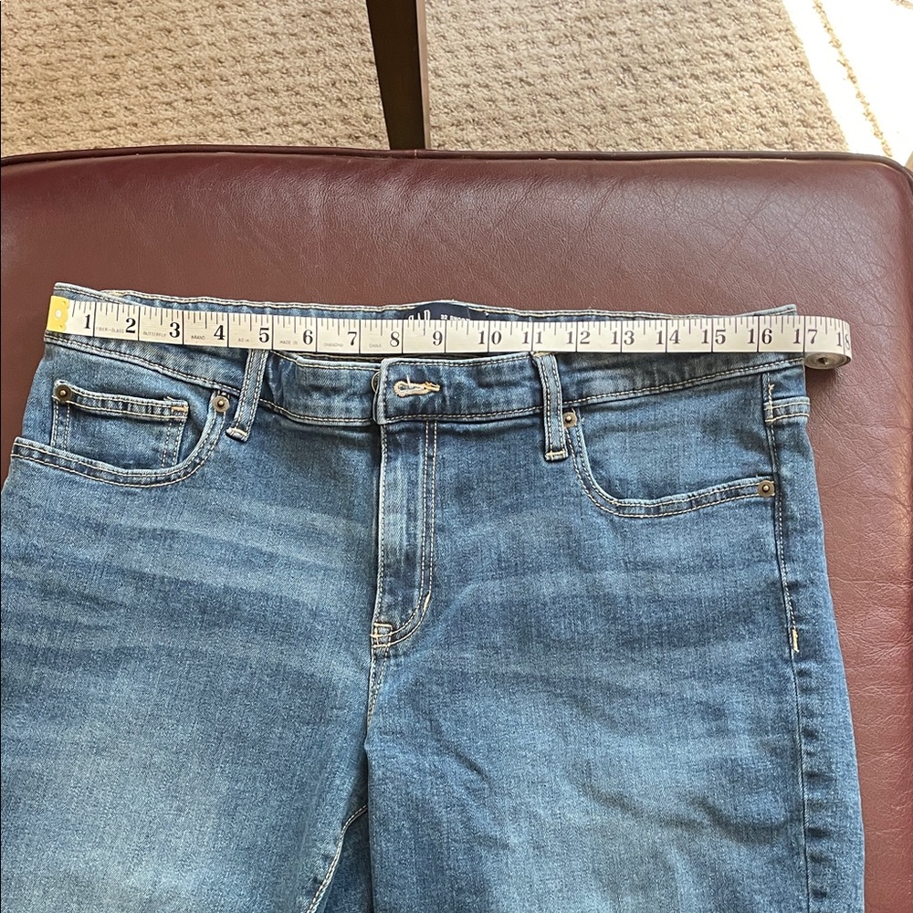 GAP Jeans in Denim Blue - Picture 4 of 8